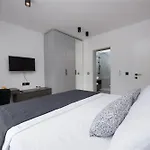 Villa Brand New 'maslina' With Pool *