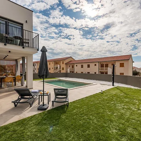 Brand New 'maslina' With Pool Villa