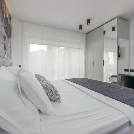 Brand New 'maslina' With Pool Villa